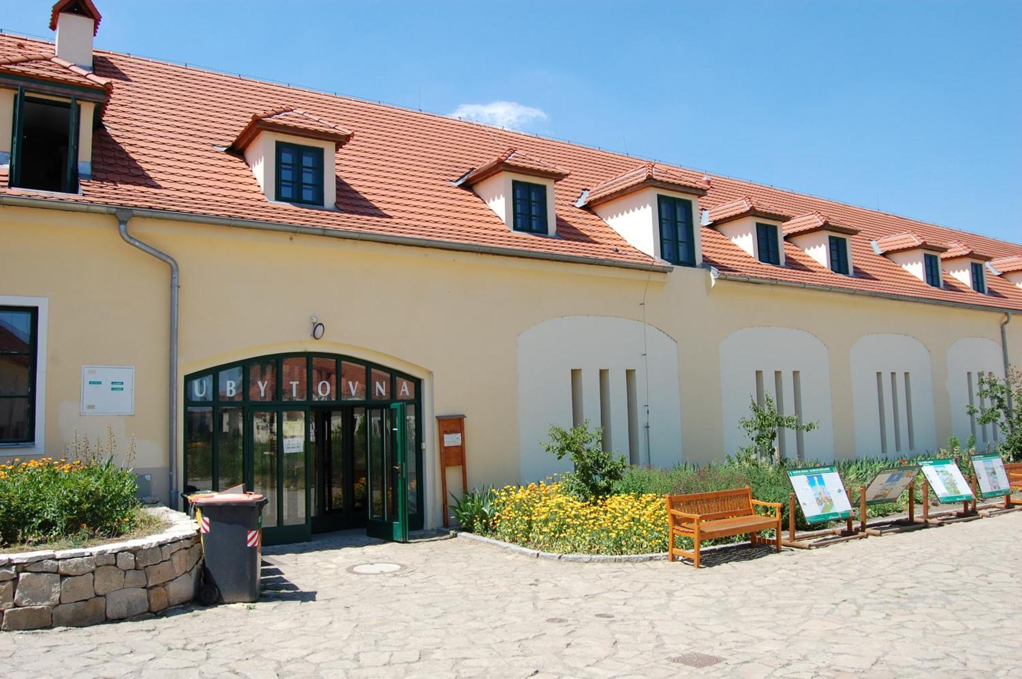 Ubytovna Toulcuv Dvur Praga Exterior foto
